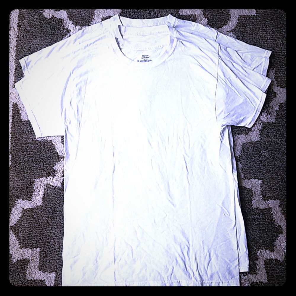 3 men's undershirts